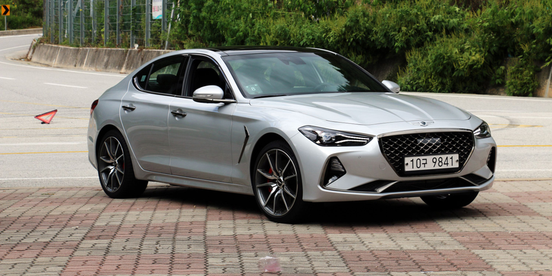 Illustration for article titled Suzuki Kizashi ... Genesis G70 Sport